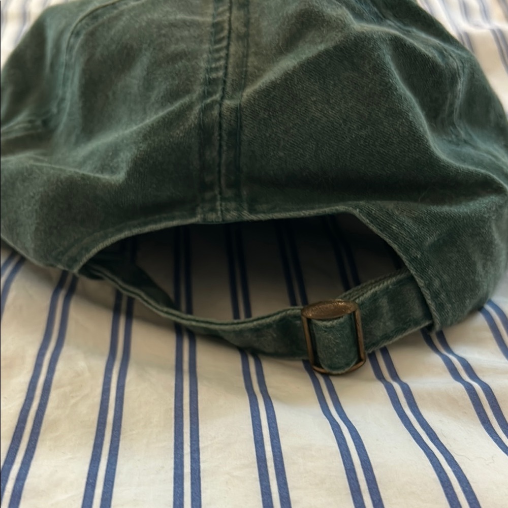 Green Boston Lobster Cap - Picture 4 of 4